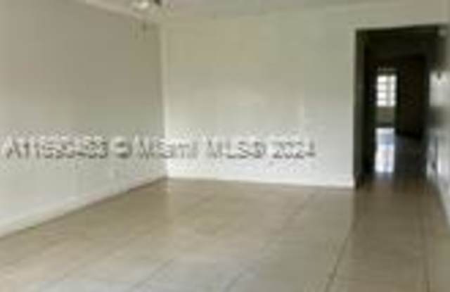11001 Northwest 44th Street Gallery 3