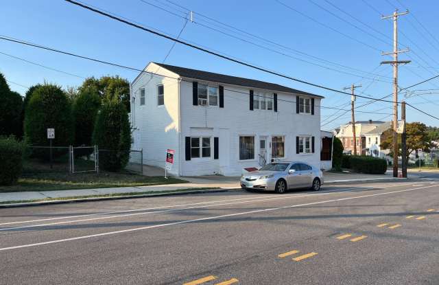 499 FORD STREET - 499 Ford Street, Bridgeport, PA 19405