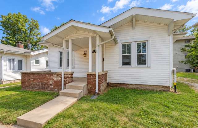 3bd close to campus available August 2027! Gallery 1