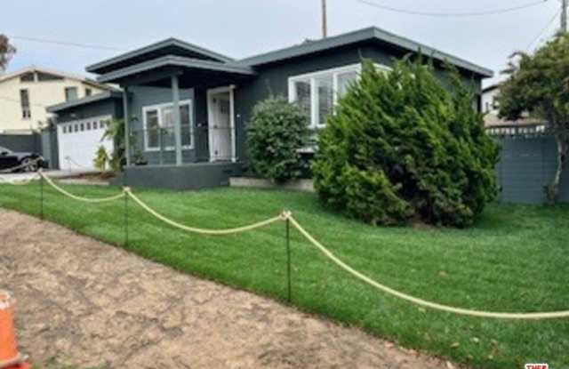 620 25th St photos photos