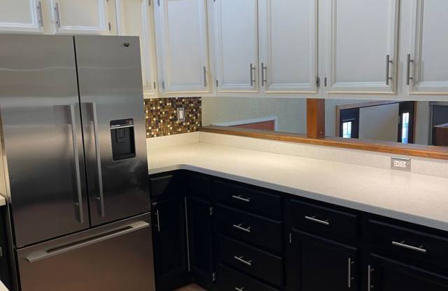 2 Bedroom/2 Bath Condo Gallery 3