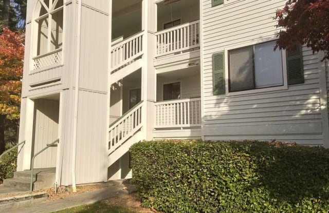 25010 98th Place S  Apt B202 - 25010 98th Place South, Kent, WA 98030