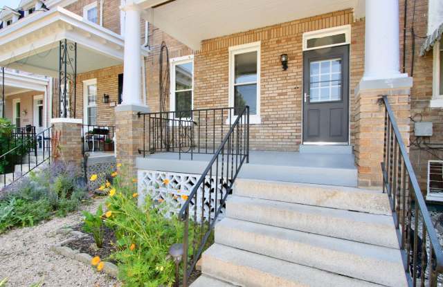 Spacious 5BR/3.5 Petworth Rowhome with Sun-Filled Living & Outdoor Spaces Gallery 3