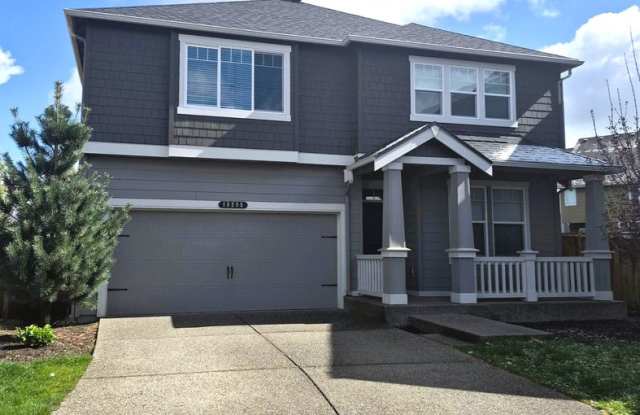 Beautiful 5BD/3BA home located in Rainer Ridge photos photos