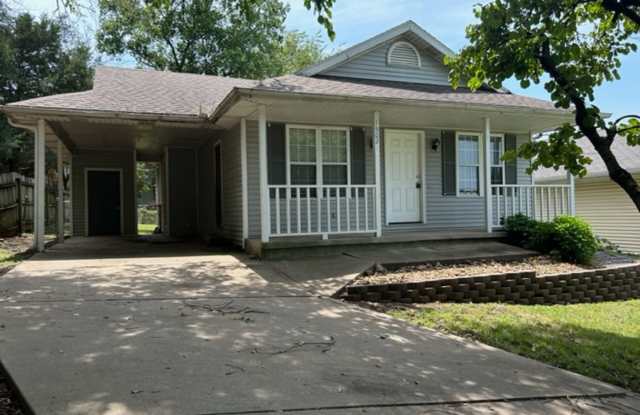 Cozy 3 BEDROOM 2 BATH FOR RENT IN JOPLIN-$1200 RENT-$1200 DEPOSIT photos photos