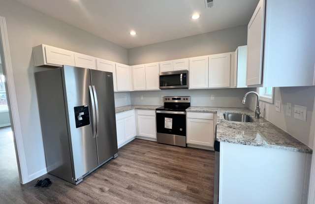 2 Bedroom Townhome in Smithfield! photos photos