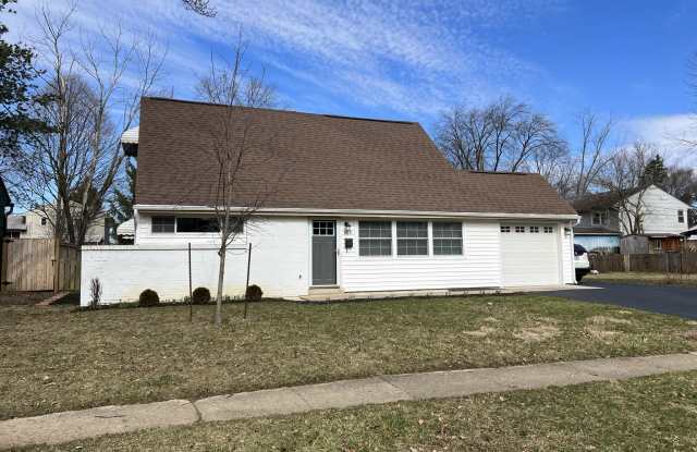 898 Bernard Road - 898 Bernard Road, Columbus, OH 43221