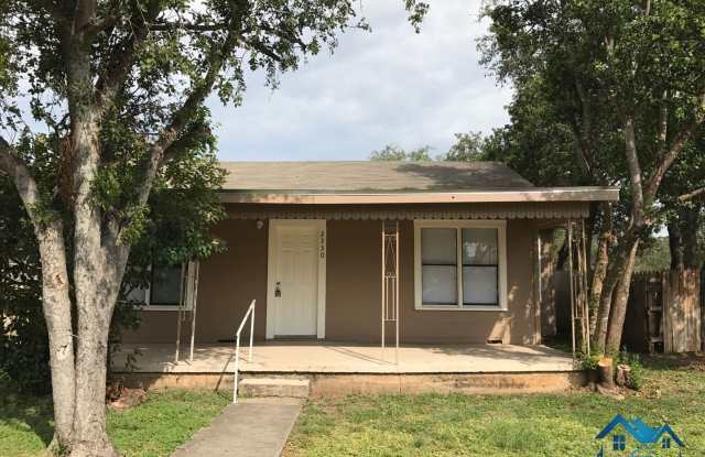 Updated 3-Bed, 2-Bath near Lonestar MS for Rent photos photos
