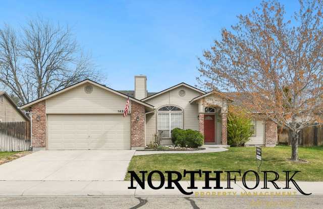 Comfortable Living with Room to Breathe photos photos