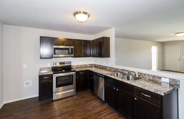 12321 Vernonia Drive Gallery 3