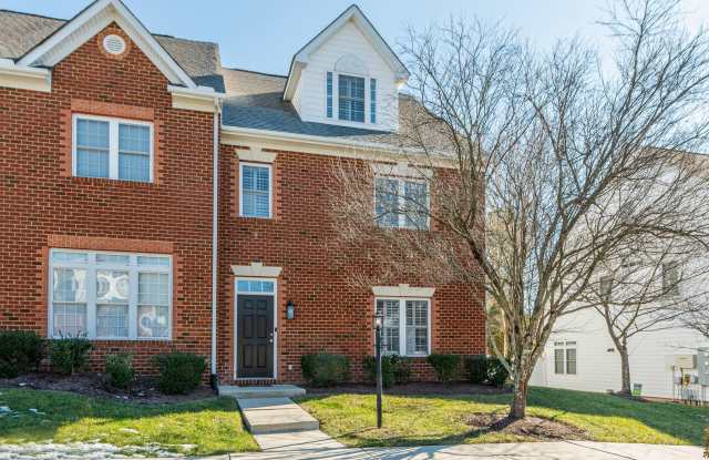 4 bedroom / 4 bath Henrico Townhouse - January Move in Special - Save $500 off March Rent - 3411 Bartley Pond Place, Henrico County, VA 23294