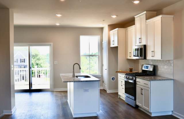 725 Peony Lane photos photos