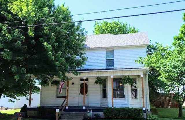 10870 MAIN ST - 10870 Main Street, Stoutsville, OH 43154