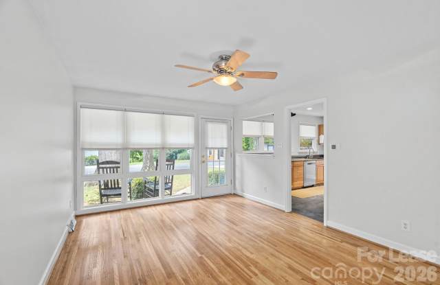 4231 Mantle Court Gallery 3