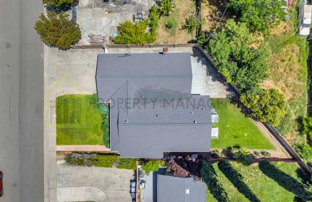Charming 3-Bed Ranch Home with room for 4th bedroom photos photos