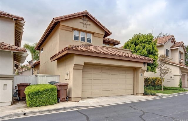 4 Via Jacinto - 4 Via Jacinto, Rancho Santa Margarita, CA 92688