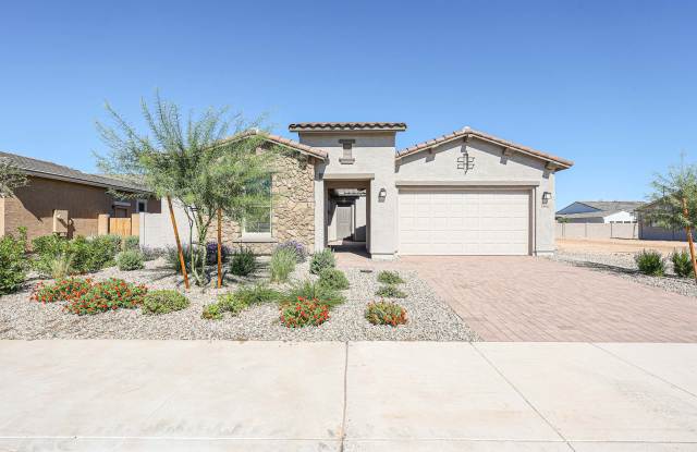 18932 West Ocotillo Road Gallery 3