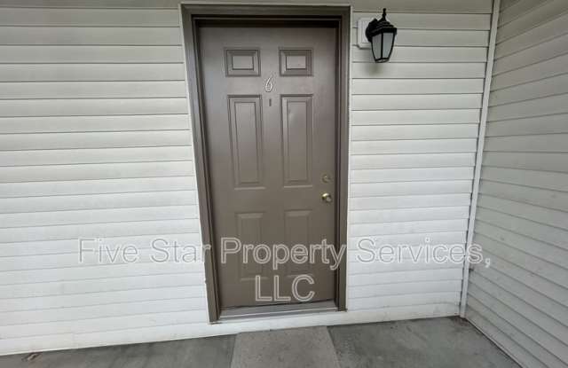 510 S Shumway St - 510 South Shumway Street, Taylorville, IL 62568