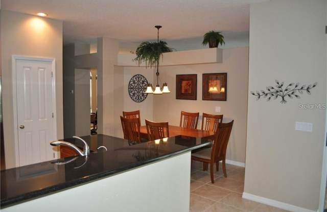 4987 KERNWOOD COURT Gallery 4