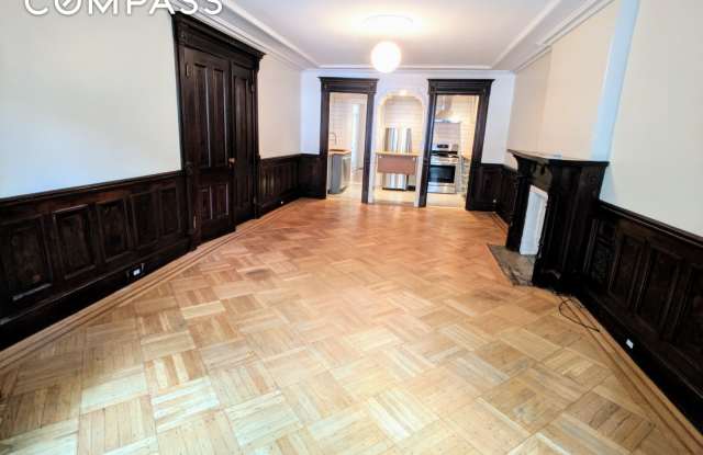 192 Saint Johns Place Gallery 2