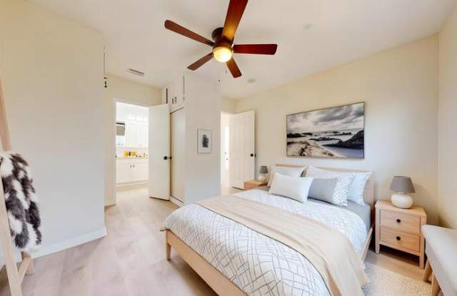 1835 Pine Avenue - 8 Gallery 4