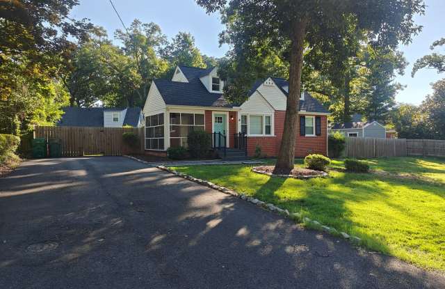 3 bedroom home off of Parham Rd photos photos