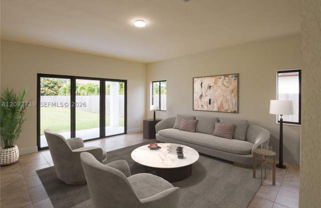 17120 SW 92nd Ct Gallery 4