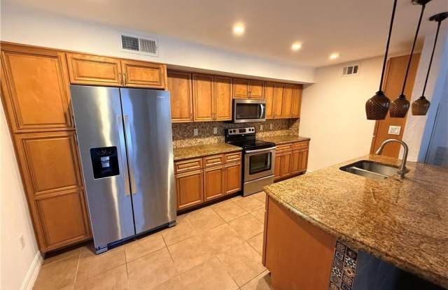 12750 Equestrian Circle Gallery 4