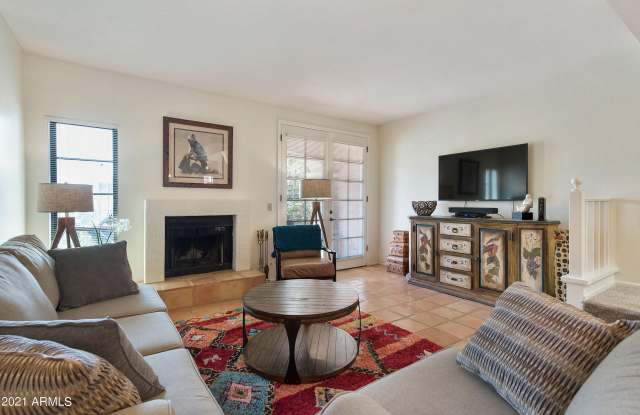 6123 N 28TH Place Gallery 2