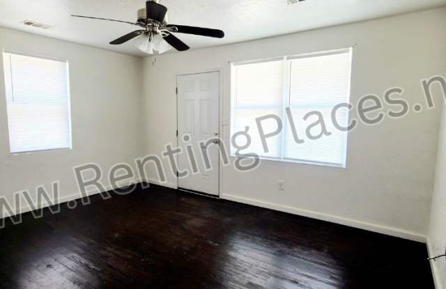 1237 Holden Dr Gallery 3