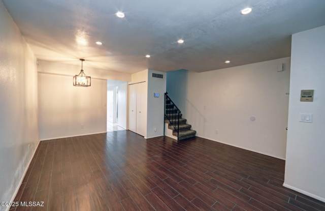 2190 N 1st Avenue Gallery 2