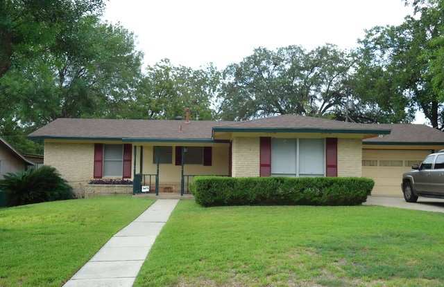 3618 MOHEGAN DR Gallery 3