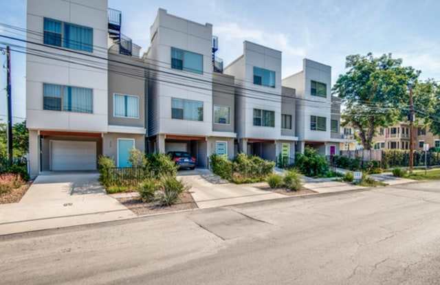 225 W LAUREL Gallery 2