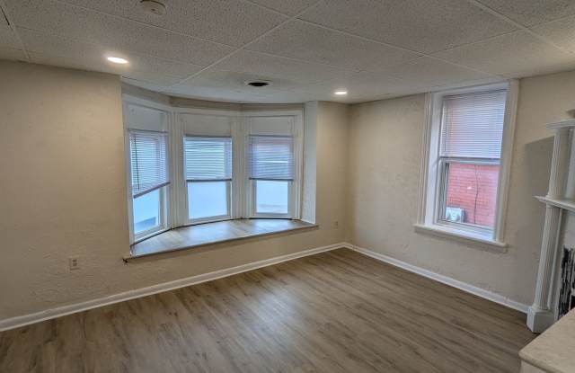 The Oak - 3229 Joe Hammer Sq photos photos