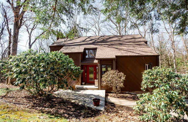 126 Green Forest Dr photos photos