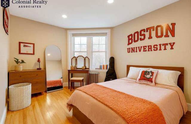 326 Saint Paul St. photos photos