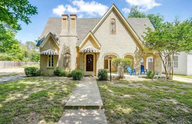 3241 Greene Avenue - 3241 Greene Avenue, Fort Worth, TX 76109