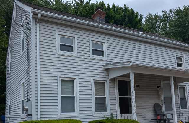 16 Maple Street photos photos