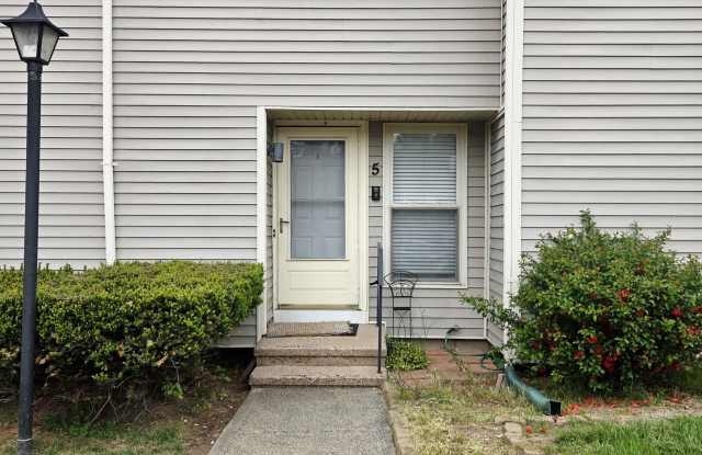 5 Cherokee Court photos photos