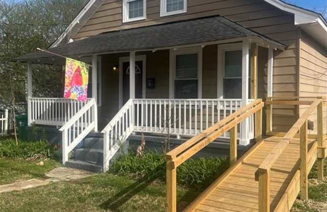 5 North Oak Avenue photos photos