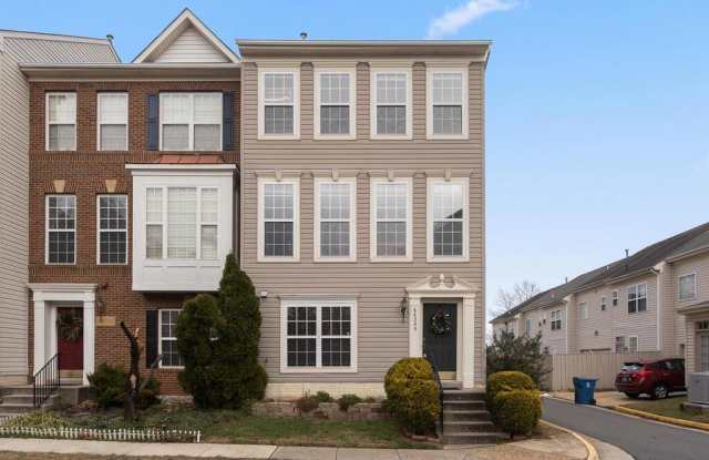 44200 SUSCON SQUARE - 44200 Suscon Square, Ashburn, VA 20147