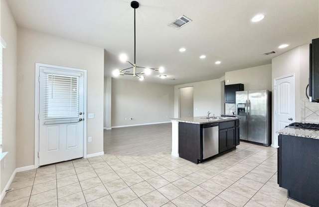 1416 Fort Dessau Road Gallery 4