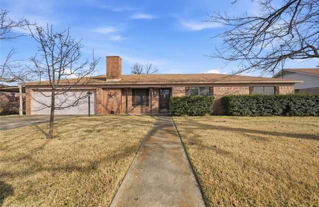 306 Texoma Drive photos photos 306 Texoma Drive photos photos