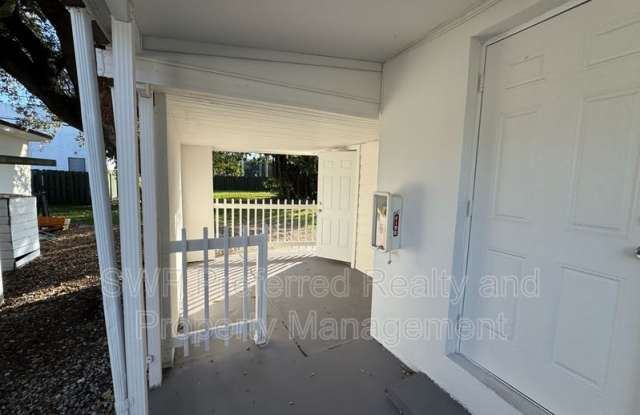 911 Northwest 62 Avenue photos photos 911 Northwest 62 Avenue photos photos