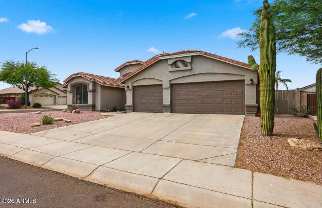 10414 W DALEY Lane Gallery 2