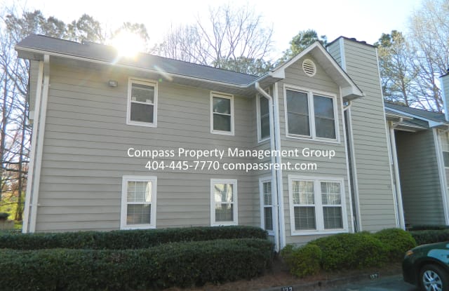 132 Sterling Ct - 132 Sterling Court, Alpharetta, GA 30004