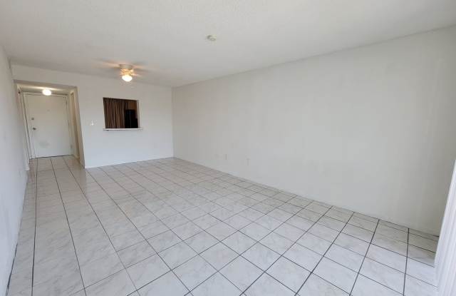 3700 Northwest 21st Street, #203 - 1 Gallery 4