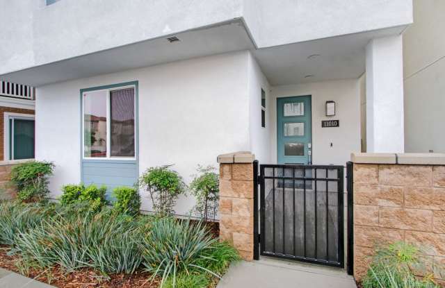 Tri-Level, Fully Loaded Home at The Resort in Rancho Cucamonga For Lease! Gallery 3