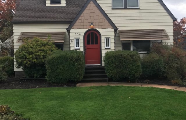 534 Rose Street Northeast - 534 Rose Street Northeast, Salem, OR 97301