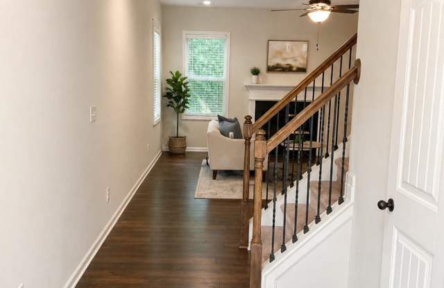 139 Smart Court Gallery 2